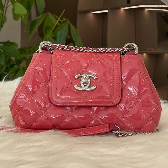 Chanel Quilted Pink Silver Chain Shoulder Crossbody Bag - Classic Women's