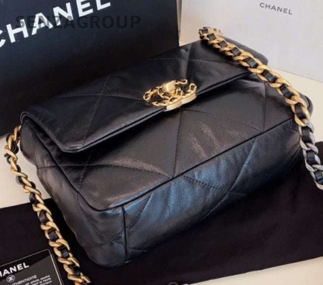 Chanel 19Bag PM Chain Shoulder Bag Crossbody Black Gold Women Classic Diamond