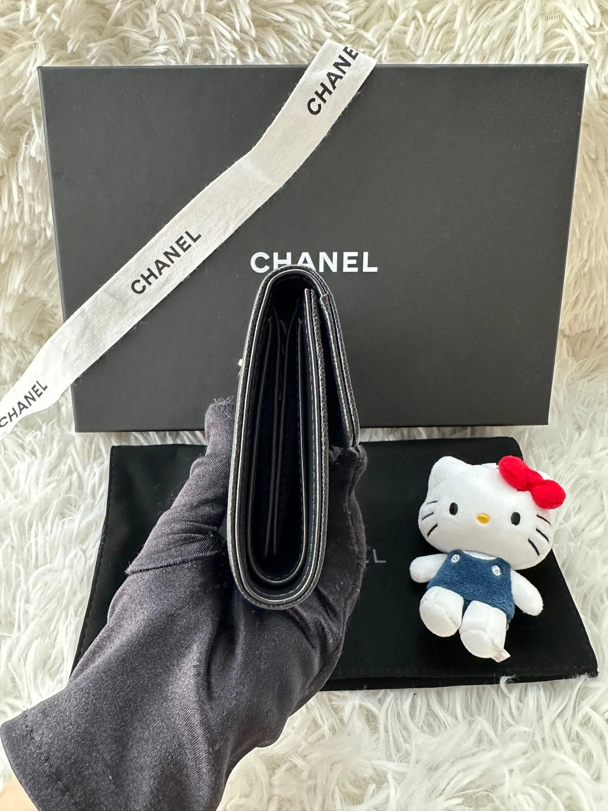 New Authentic CHANEL LeBoy Calfskin Wallet For Women