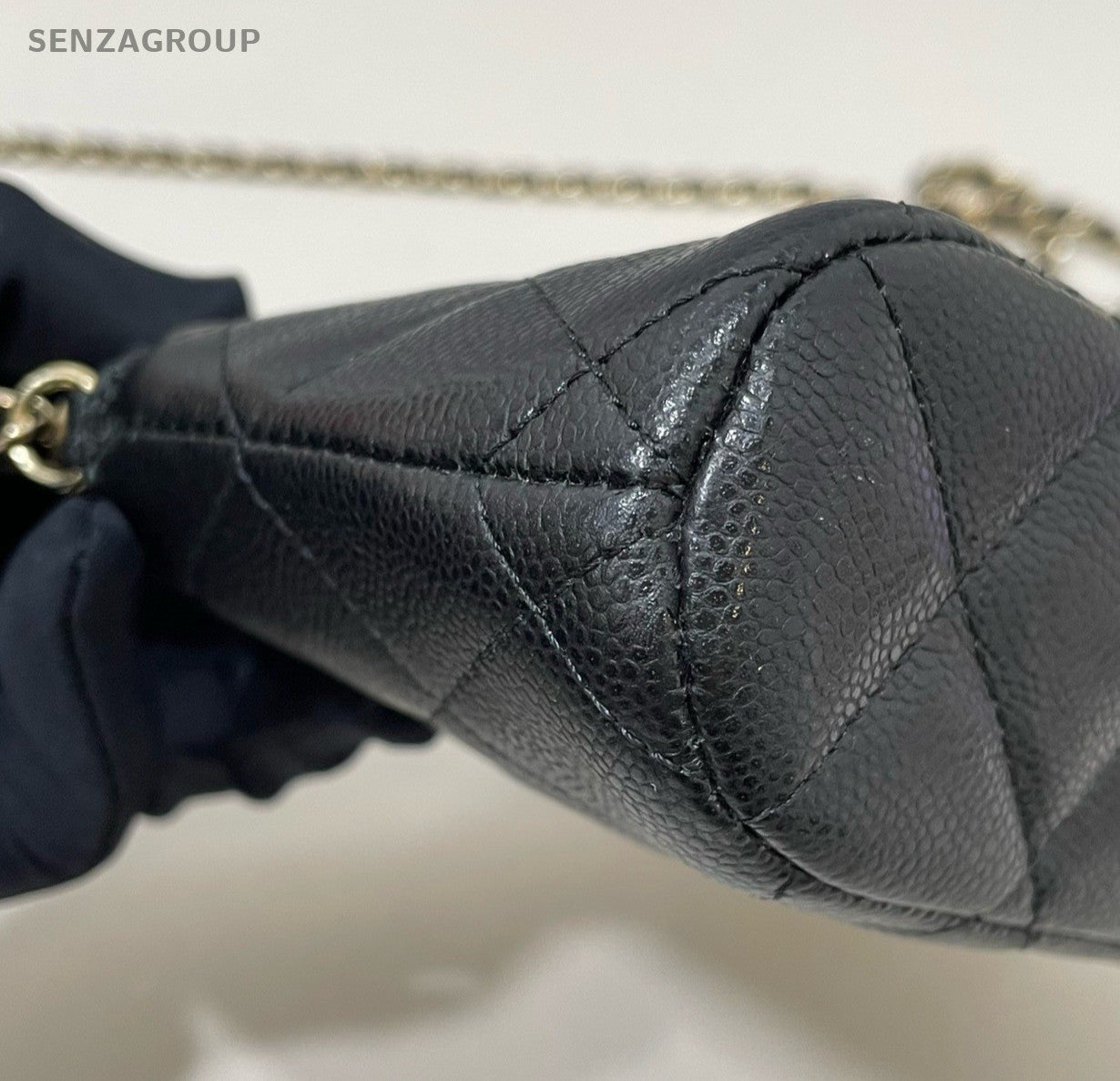 Chanel Diamond Calfskin Chain Shoulder Bag Crossbody Black Gold Women Classic