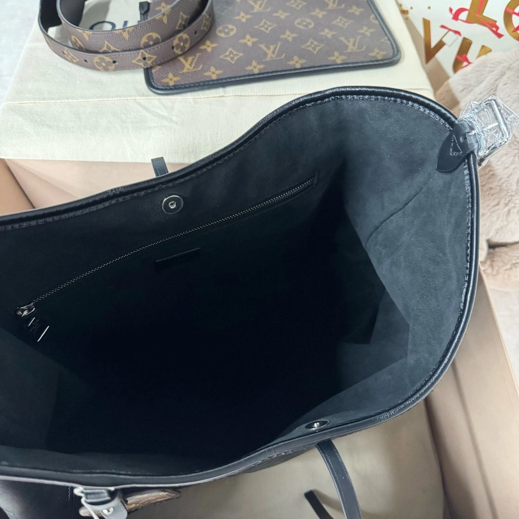 Louis Vuitton Carryall Medium Black Lambskin Tote Bag For Women