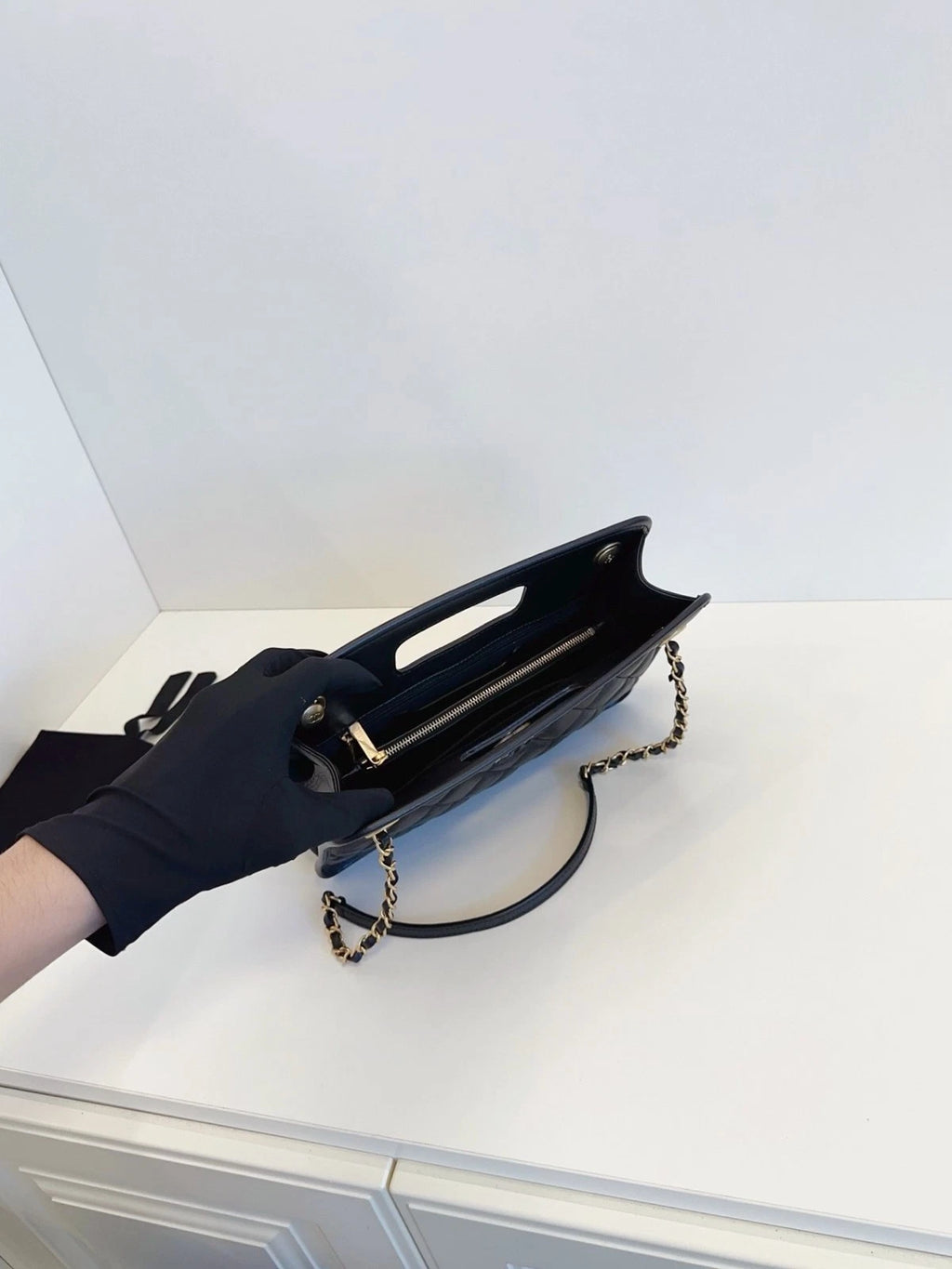 Chanel Vintage Chain Briefcase Caviar Leather Handbag Crossbody Bag Black