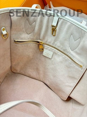Louis Vuitton Neverfull MM Tote Bag in White Leather - Women's Shoulder Bag