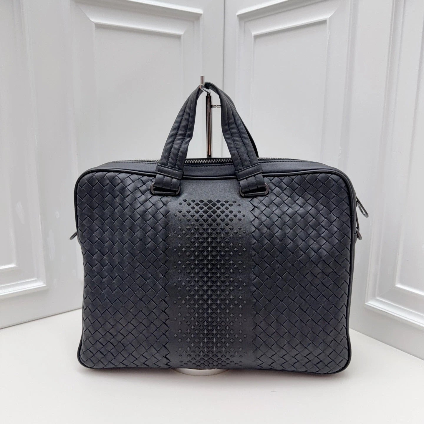 Bottega Veneta 2Ways Black Top Handle Crossbody Bag Unisex Fashion