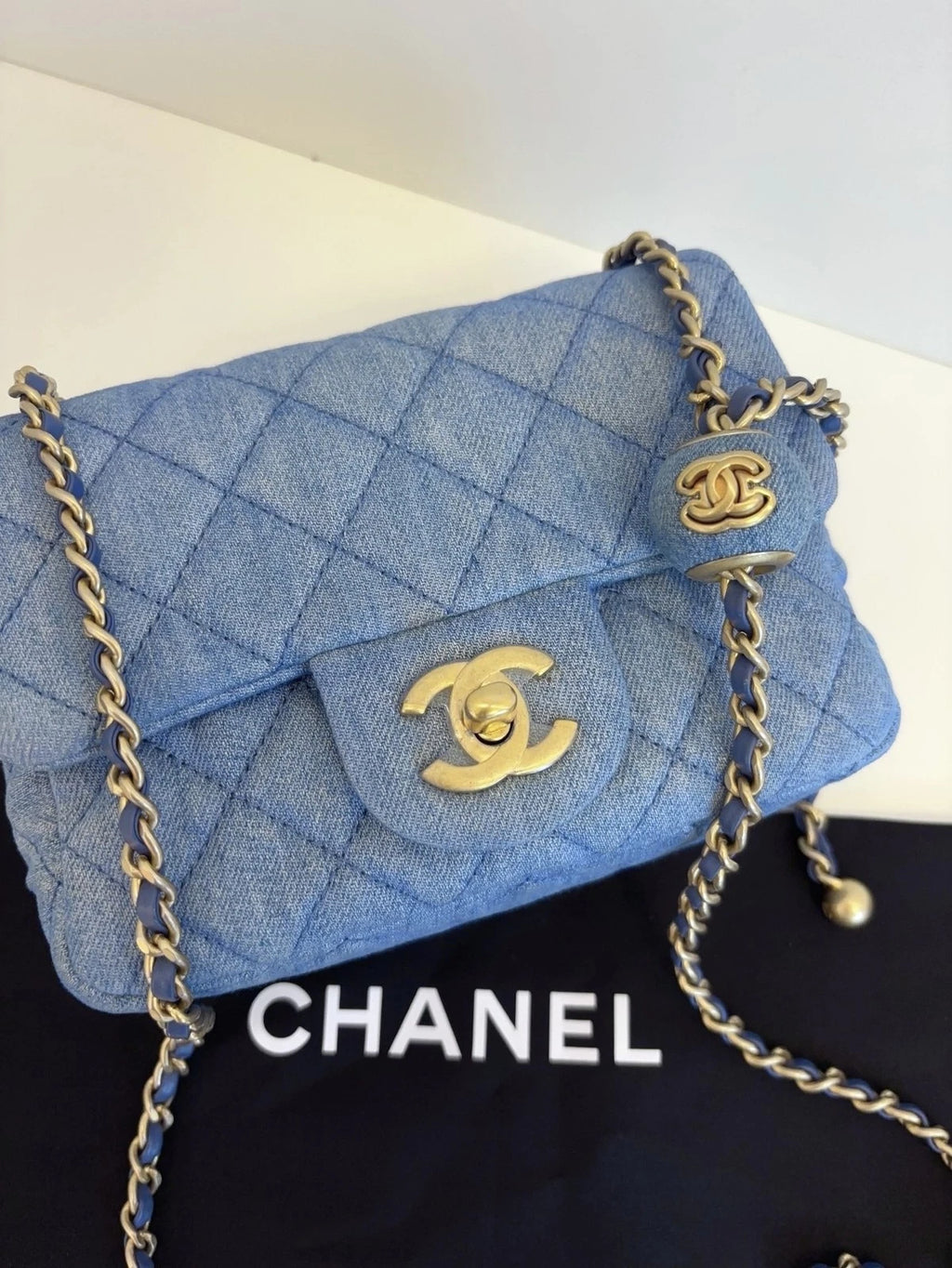 Chanel Classic Flap Denim Chain Shoulder Bag Crossbody Blue Gold Women Fashion