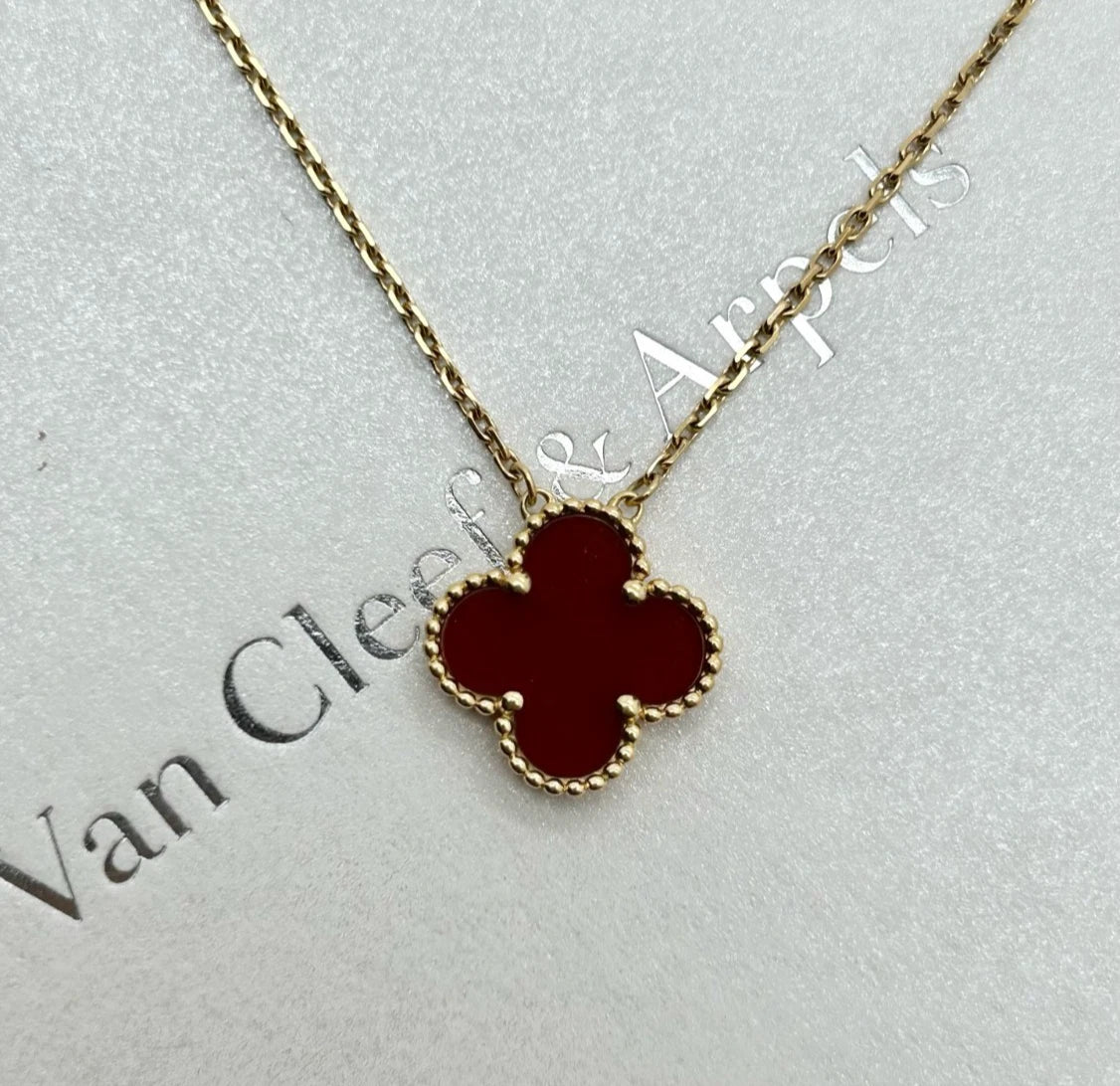 Van Cleef &amp; Arpels VCA Vintage Alhambra Pendant Necklace Carnelian 18k Gold