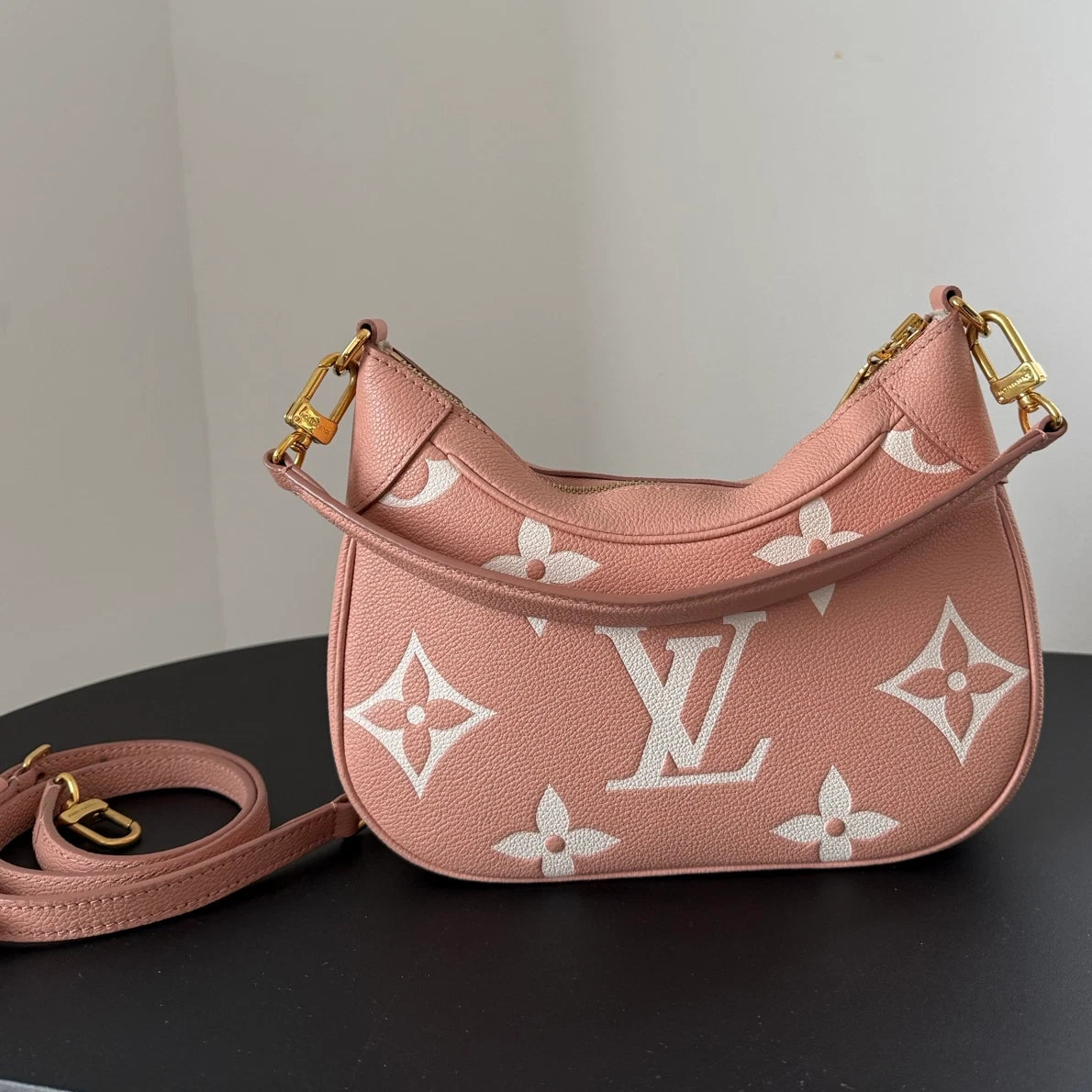 Louis Vuitton Boulogne Monogram Pink Crossbody Handbag Excellent