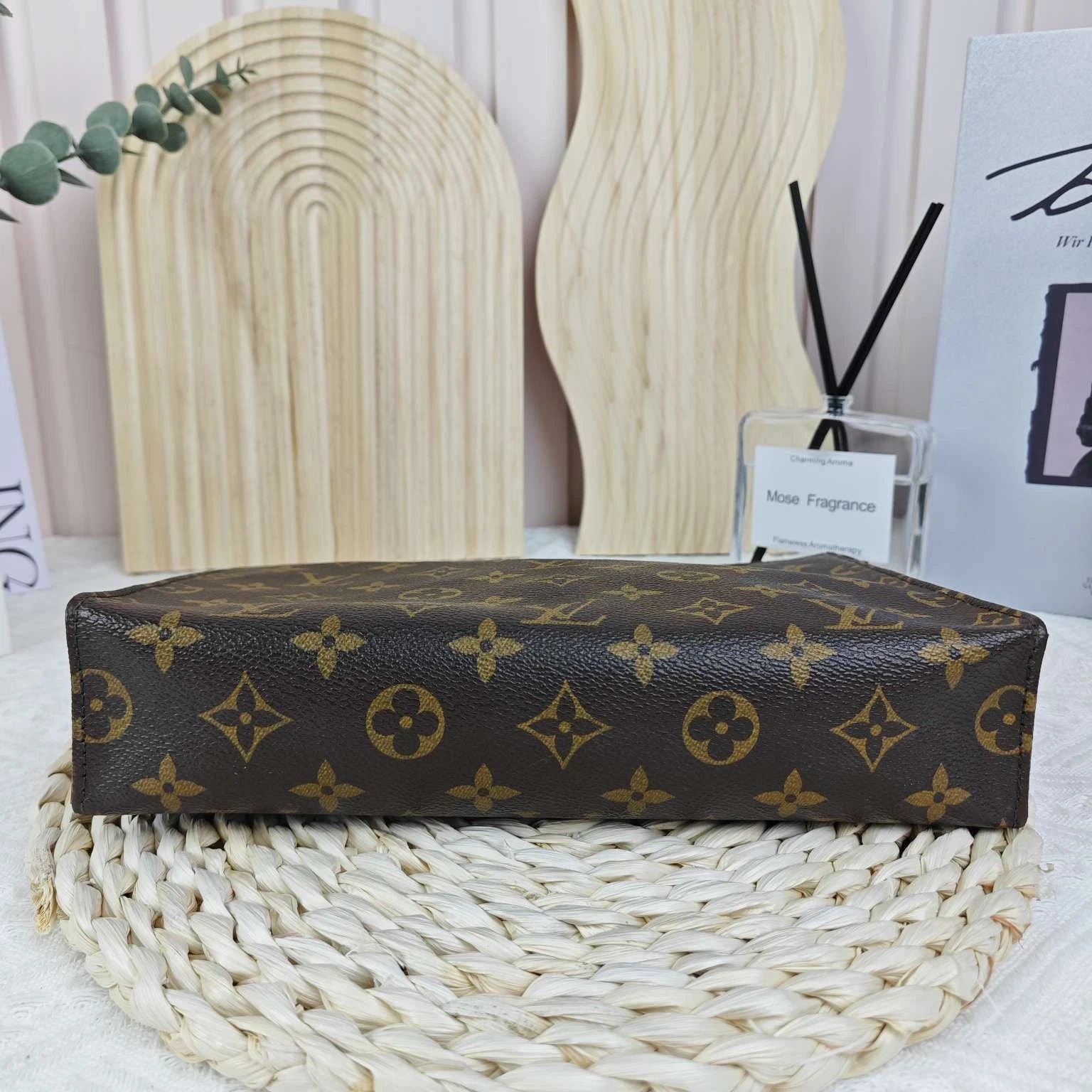 Louis Vuitton Monogram Canvas Toiletry Pouch Clutch For Women