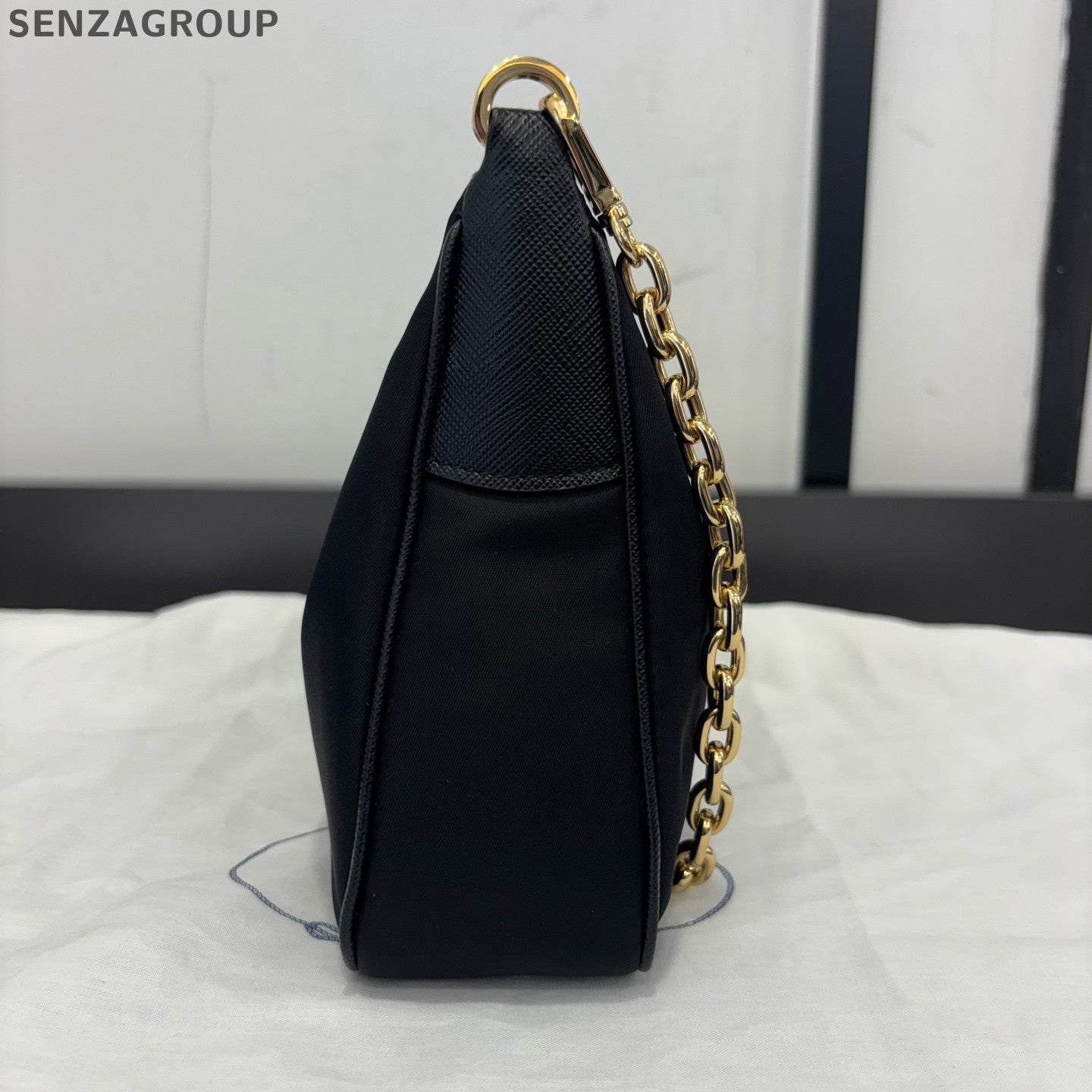Prada Re-Edition Chain Shoulder Bag Black Gold Classic Women's