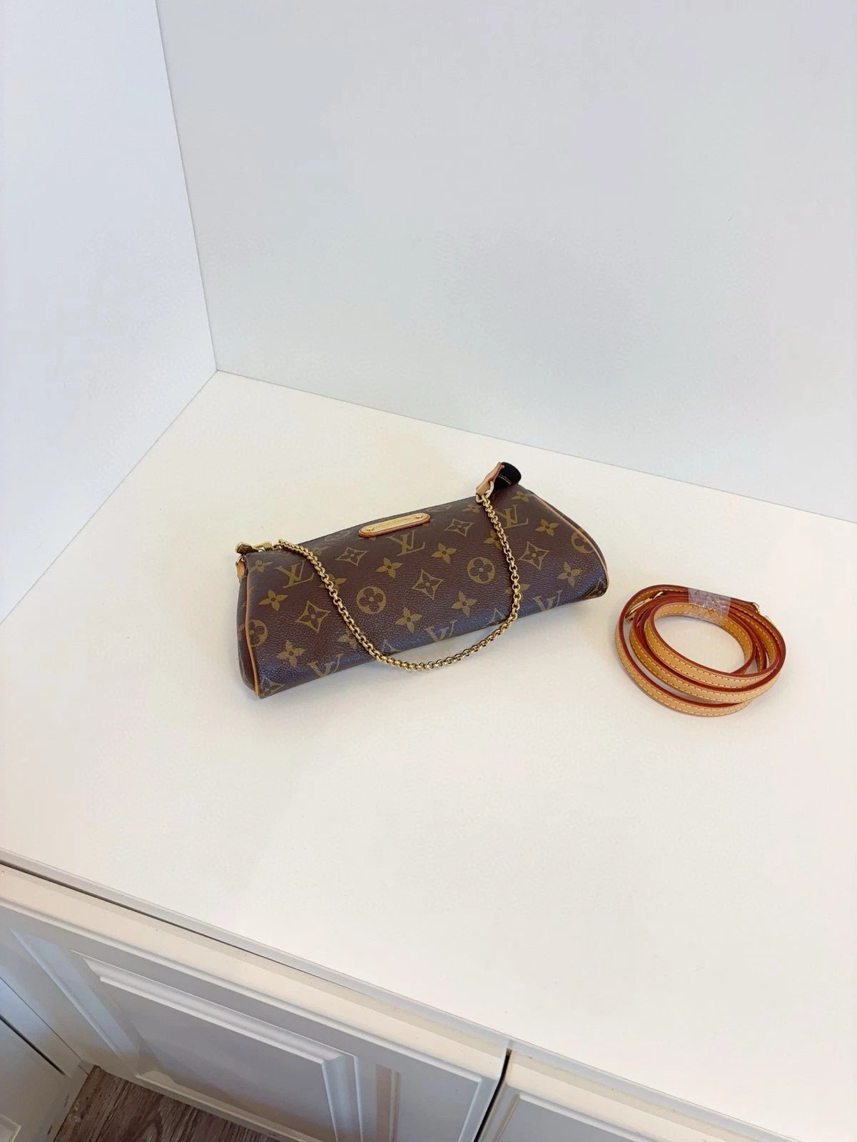 Louis Vuitton Monogram Eva Handbag Crossbody Bag Monogram Canvas
