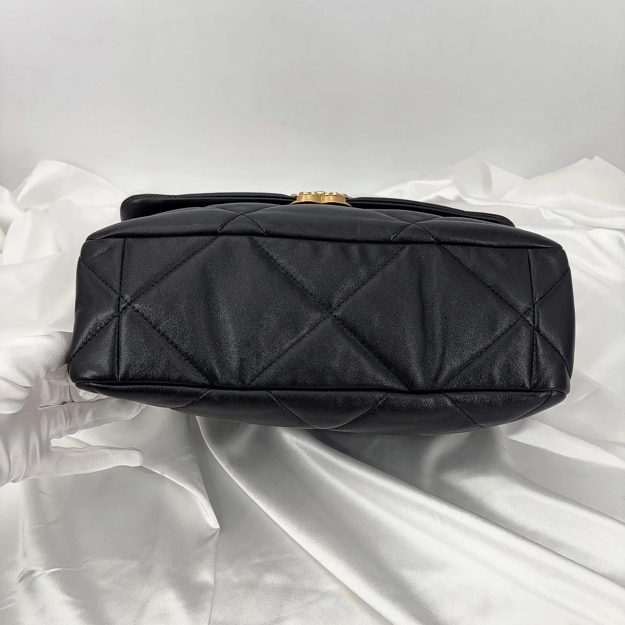 CHANEL 19 Medium Black Gold Lambskin Shoulder Bag for Women