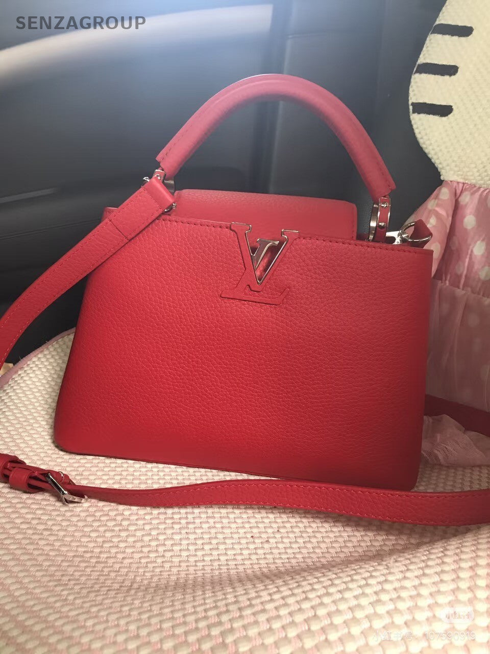 Louis Vuitton Capucines PM Top Handle 2way Shoulder Handbag Red Women
