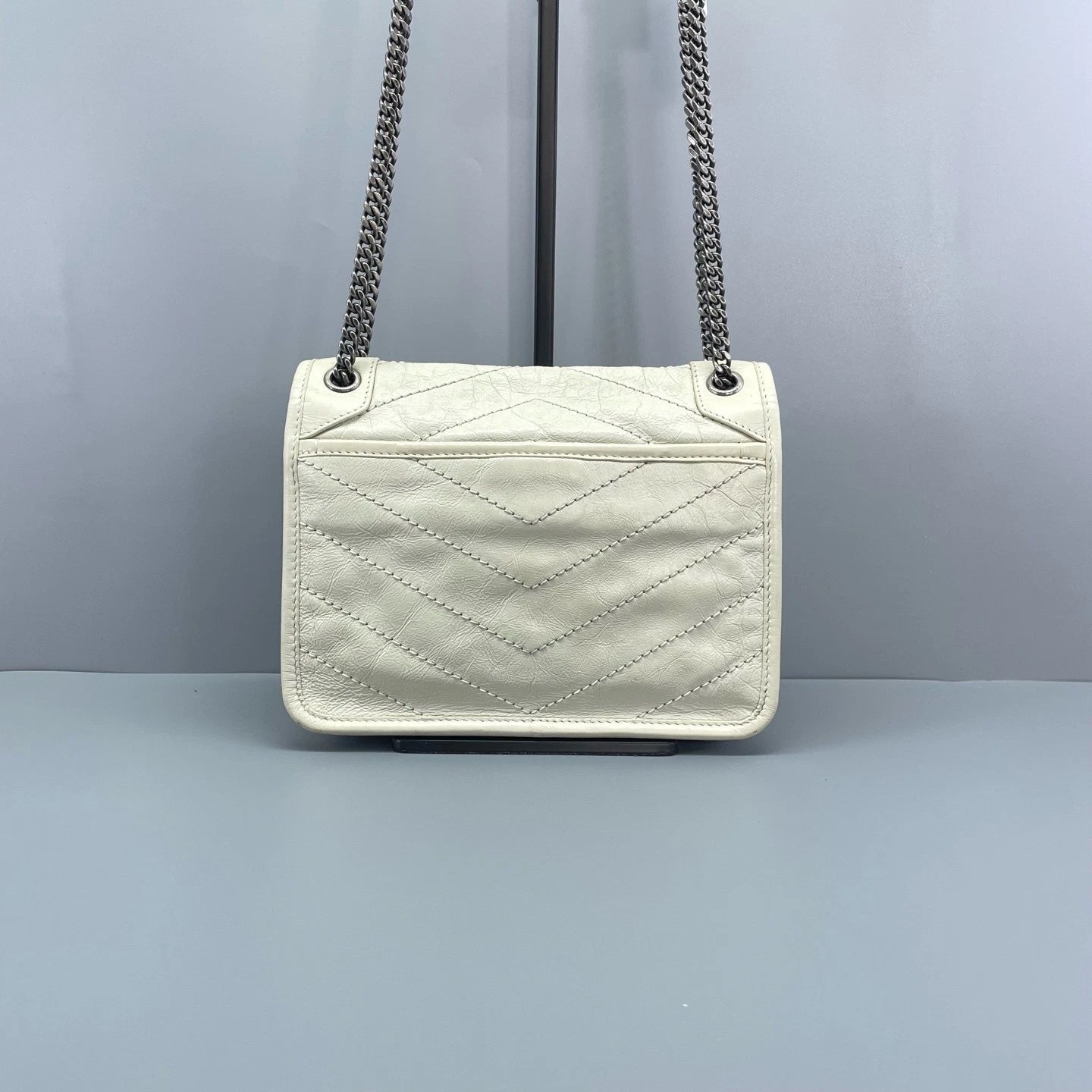Saint Laurent Niki Leather White Shoulder Bag Excellent