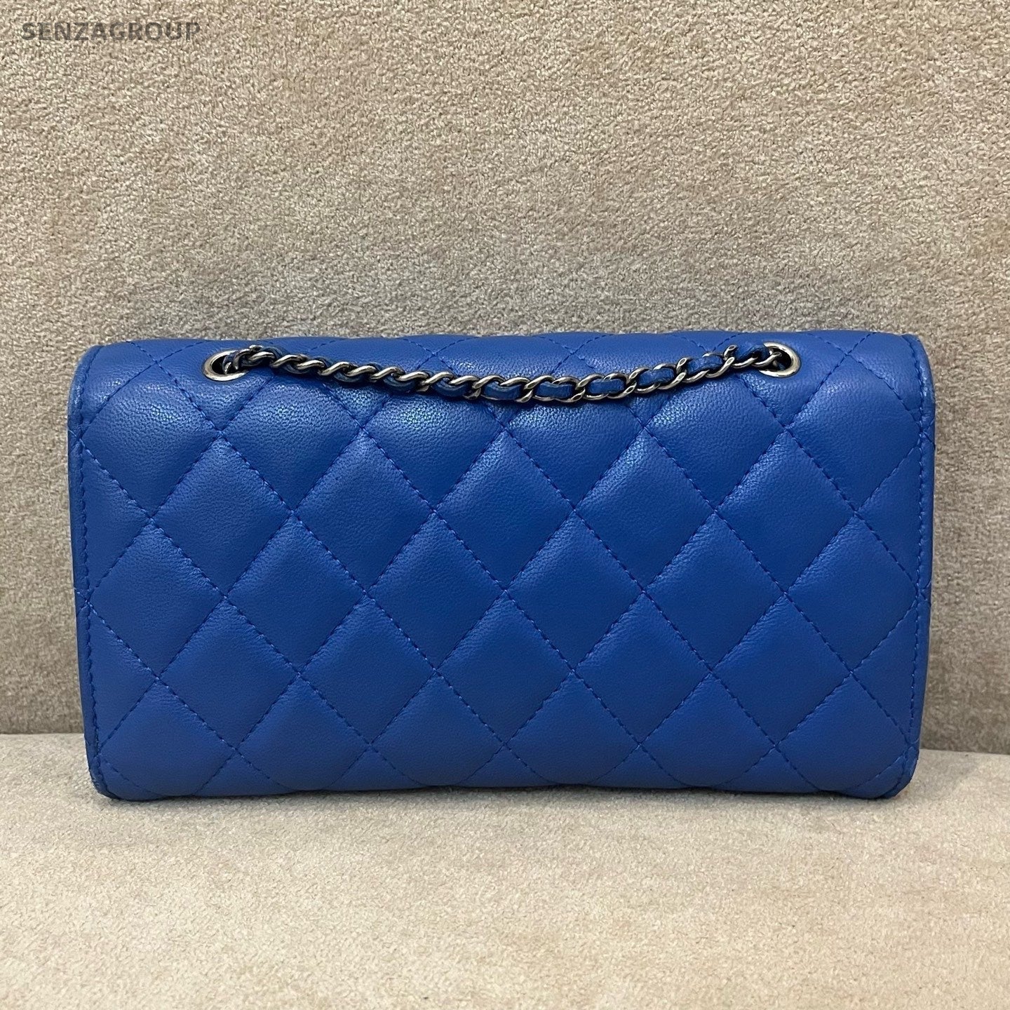 CHANEL Silver clasp Woc Lambskin Chain Shoulder bag Crossbody Blue Women