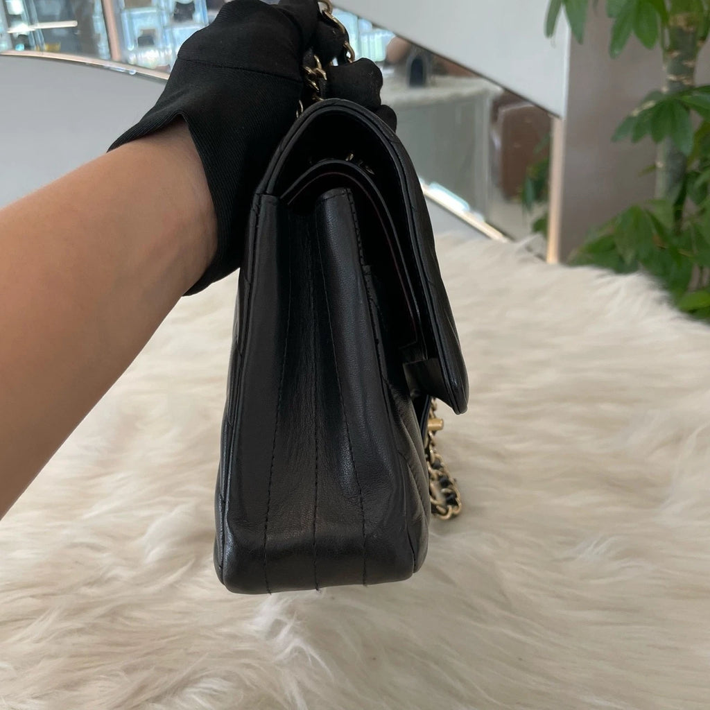 Chanel Classic Flap Medium V-Stitch Black Gold Chain Shoulder Bag