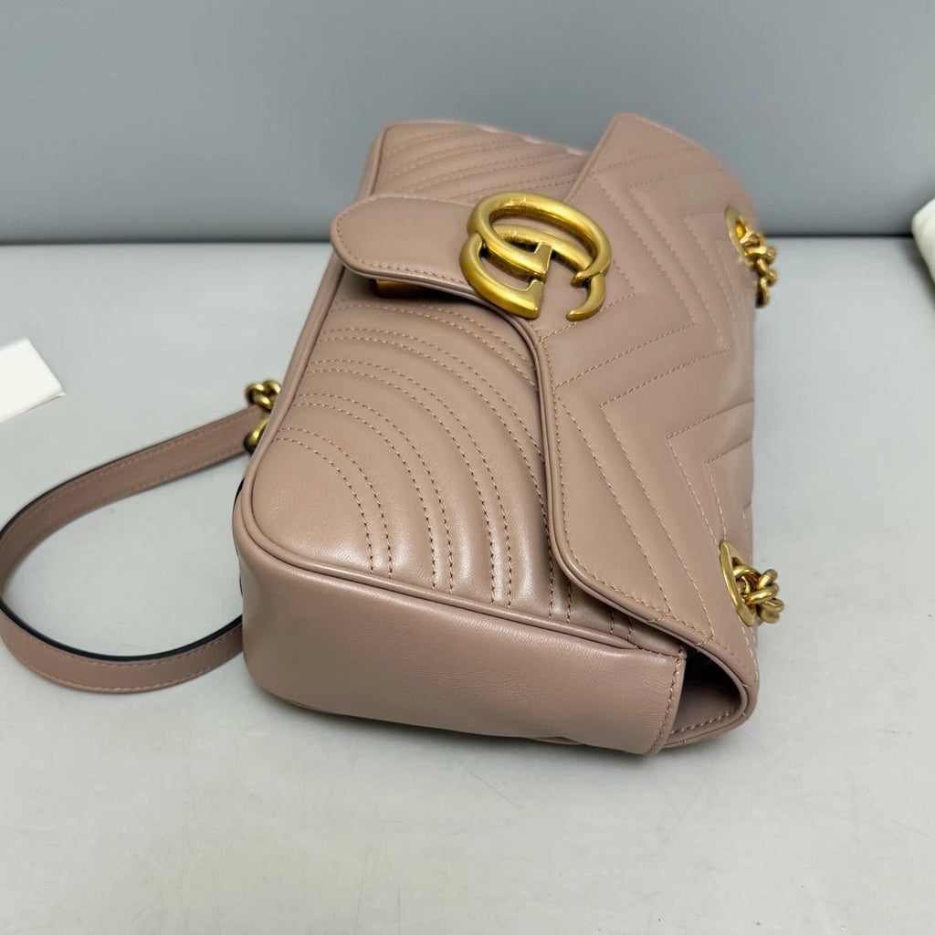 Authentic Gucci Marmont MM Calfskin Chain Shoulder Crossbody Bag Beige GHD
