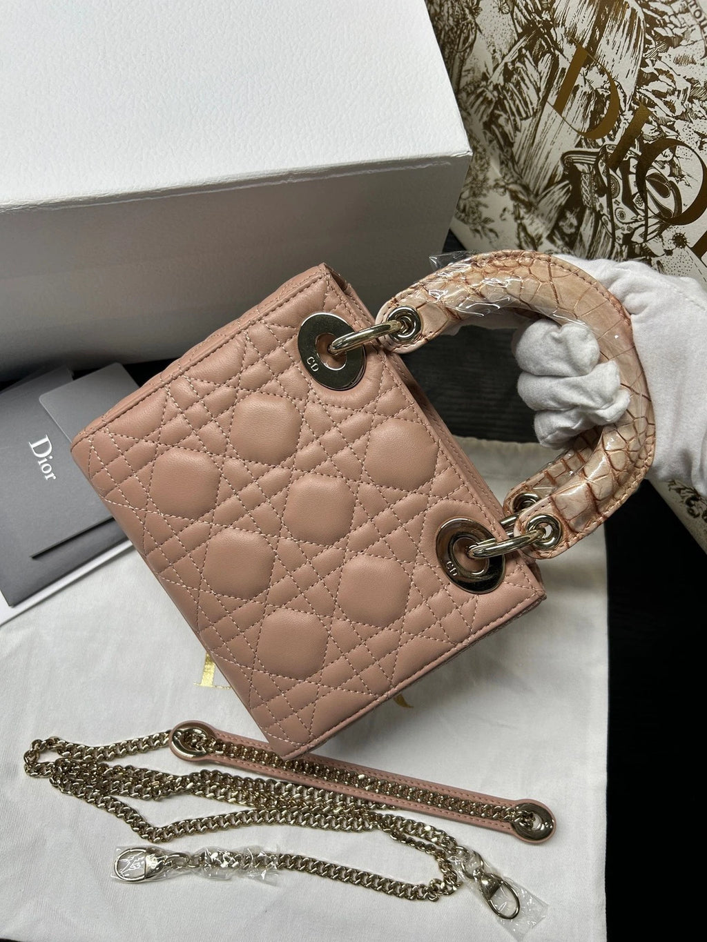 Dior Leather Rose Pink 3-Grid Lady Dior Chain Crossbody Handbag For Women