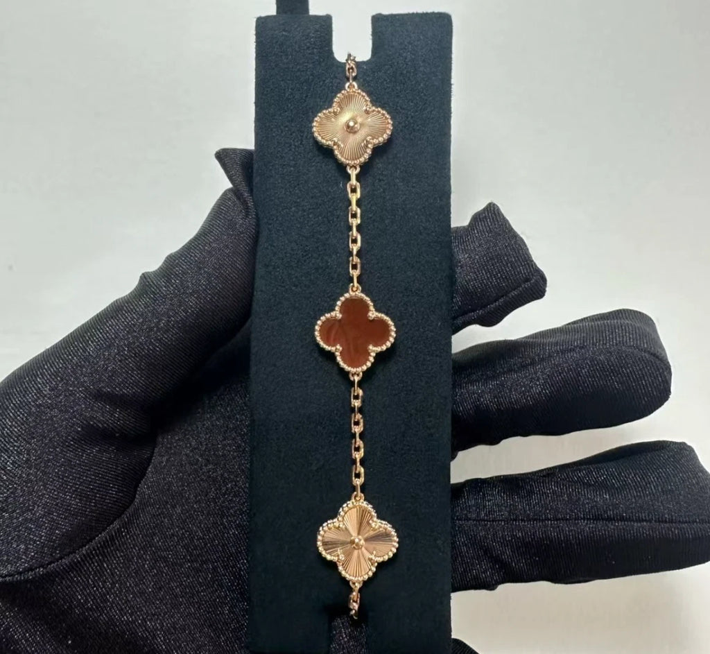 Van Cleef &amp; Arpels Vintage Alhambra Carnelian 18k Rose Gold Guilloche Bracelet
