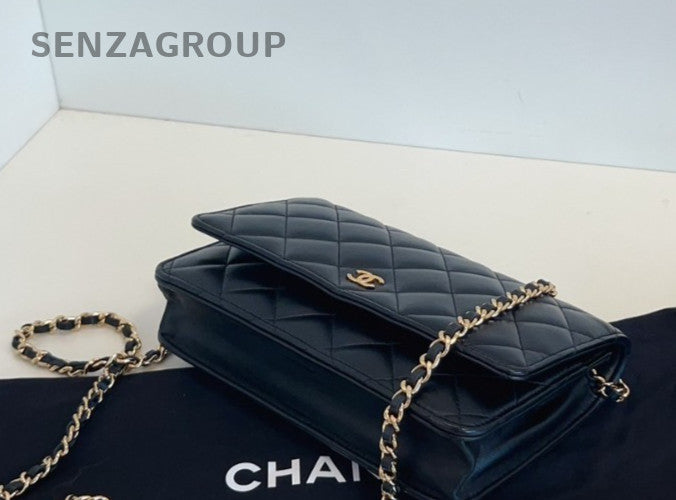 CHANEL Quilted Lambskin Crossbody Shoulder Bag Women Black