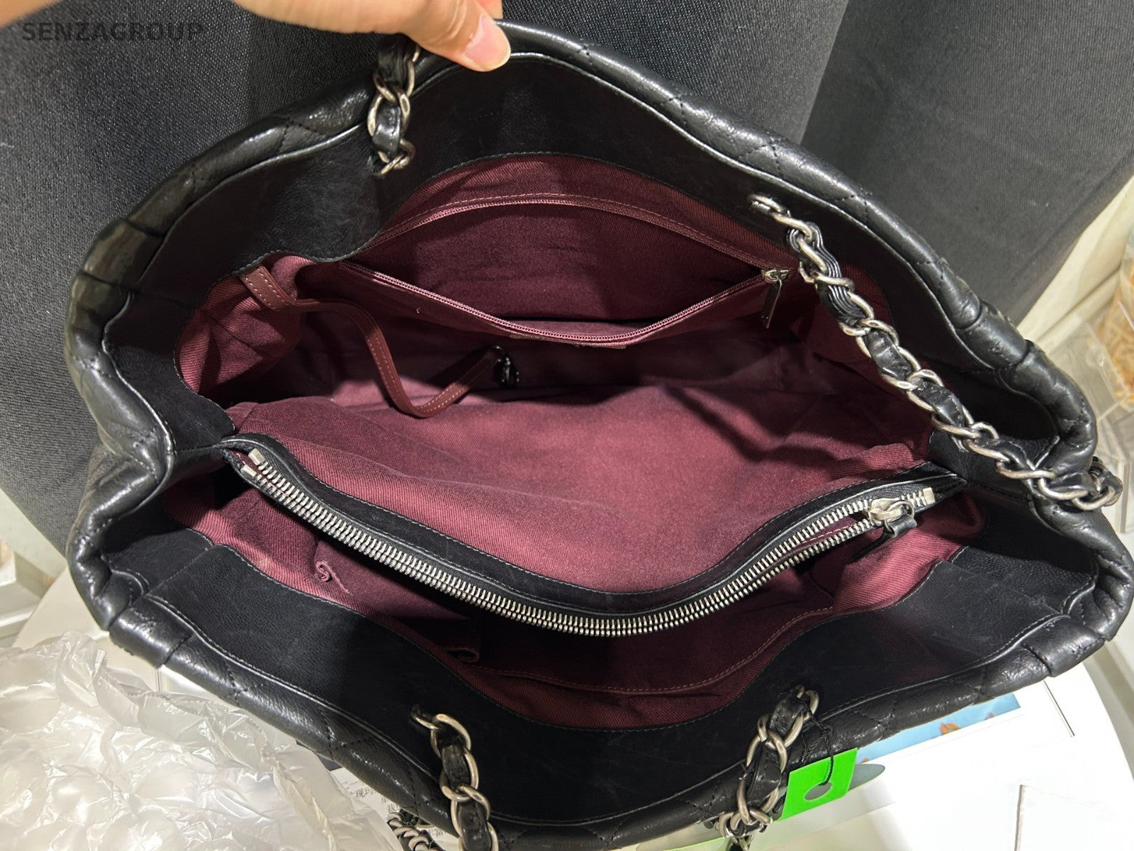 CHANEL CC Logo Black Diamond pattern Shoulder Handbag tote Women