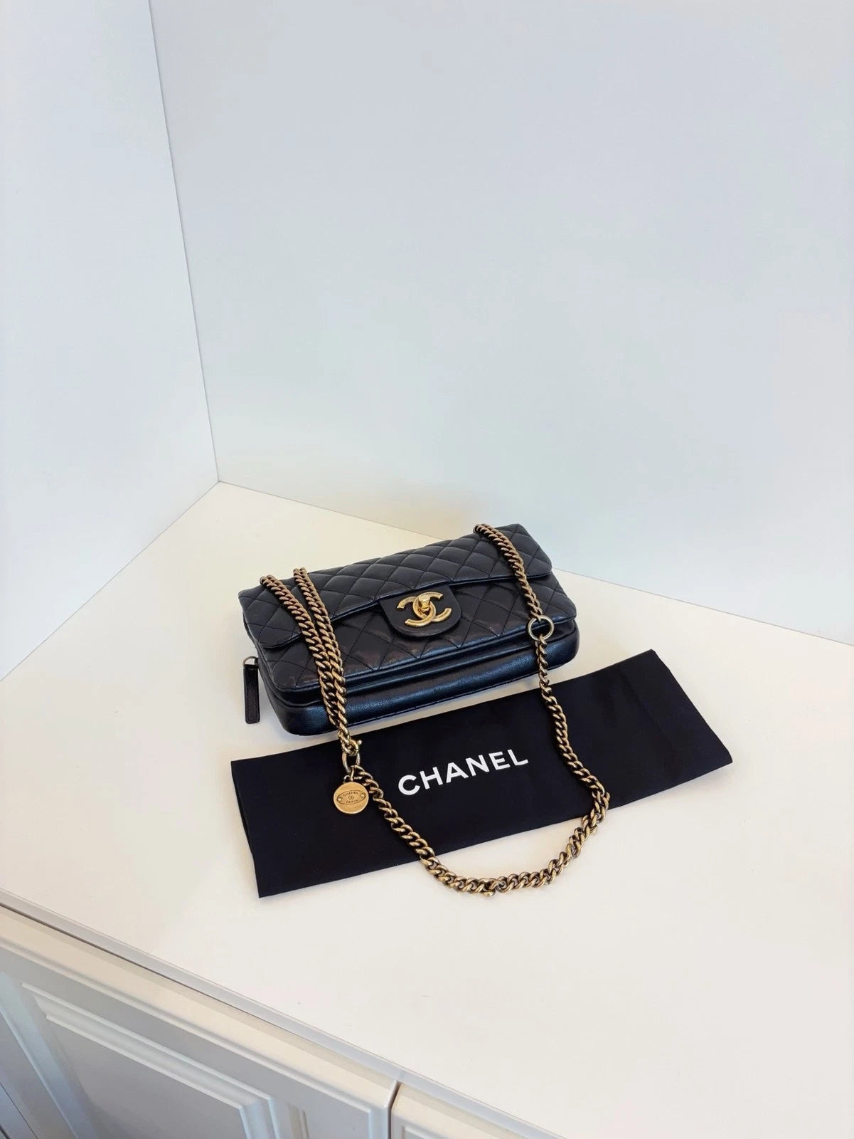Chanel Classic Flap Shoulder Bag Women's Handbag Black Calfskin Gold Coin Chain