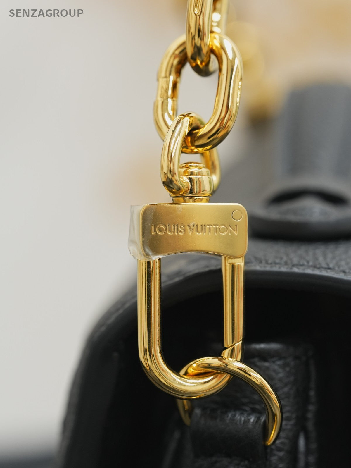 Louis Vuitton Pochette Metis East West Monogram Empreinte Shoulder bag M46595