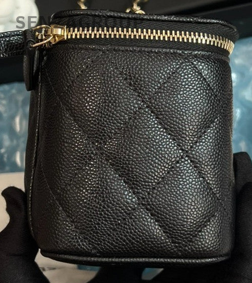 Chanel Diamond Pattern Chain Shoulder Bag Crossbody Black Gold Women Classic
