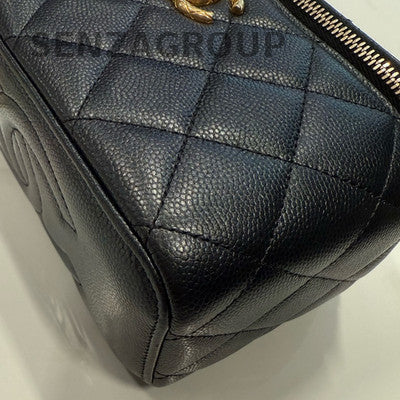 Chanel Quilted Gold Chain Shoulder Crossbody Bag Black Women Classic