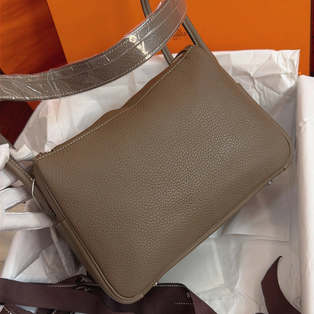 Hermes Lindy26 Top Handle Shoulder Bag Gray Silver Women Classic