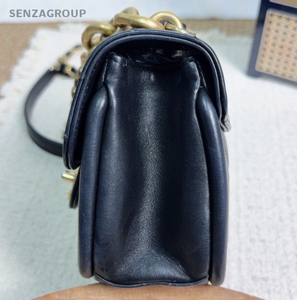 Chanel Diamond Saddle Chain Shoulder Bag Crossbody Black Gold Women Classic