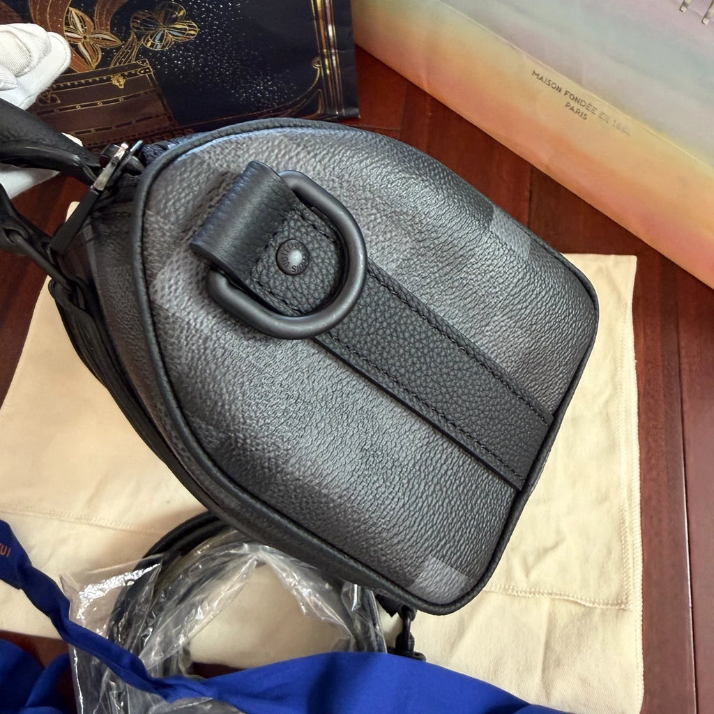 Louis Vuitton Keepall25 Top Handle Crossbody Black Unisex Adults Classic