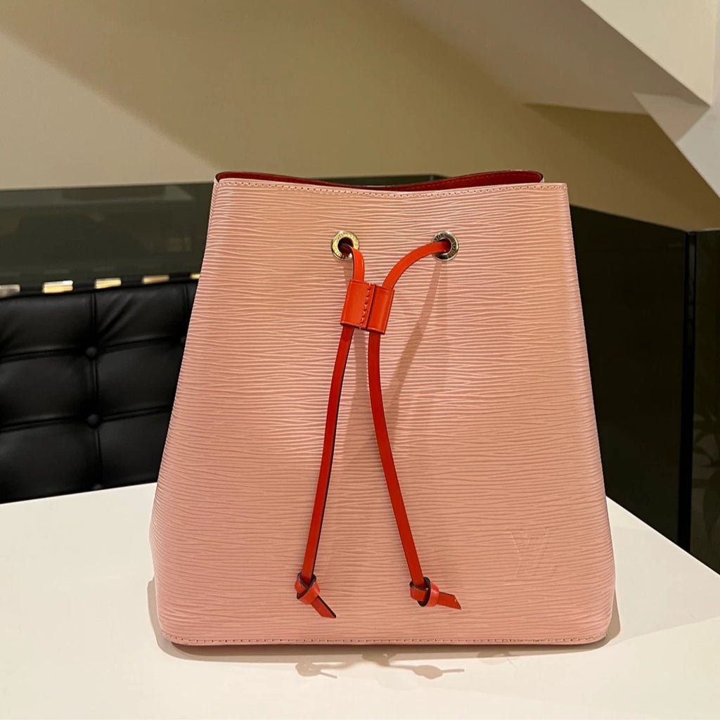 Louis Vuitton Pink Full Leather Bucket Bag