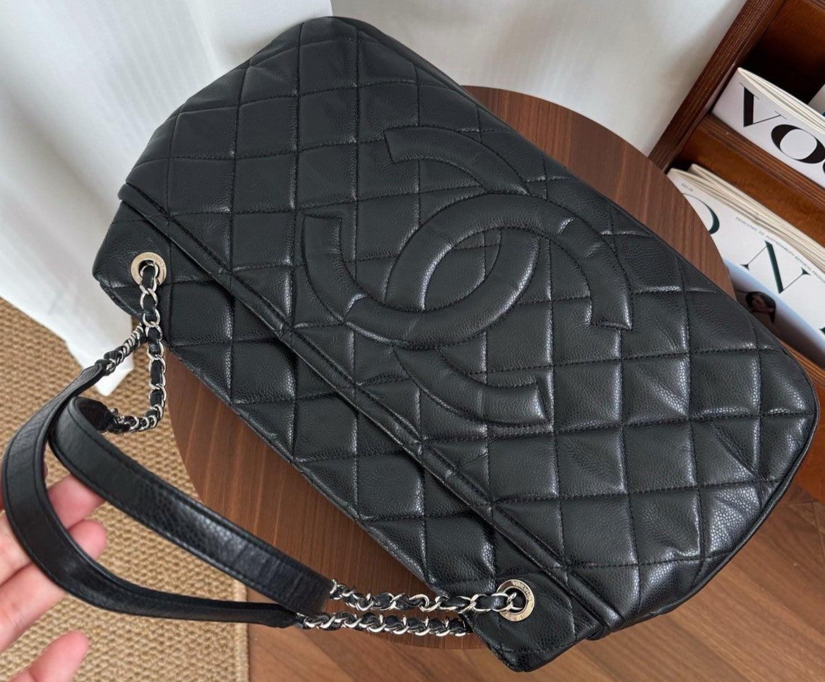 CHANEL Relief sculpture CC Chain Shoulder bag Black Silver tote Women