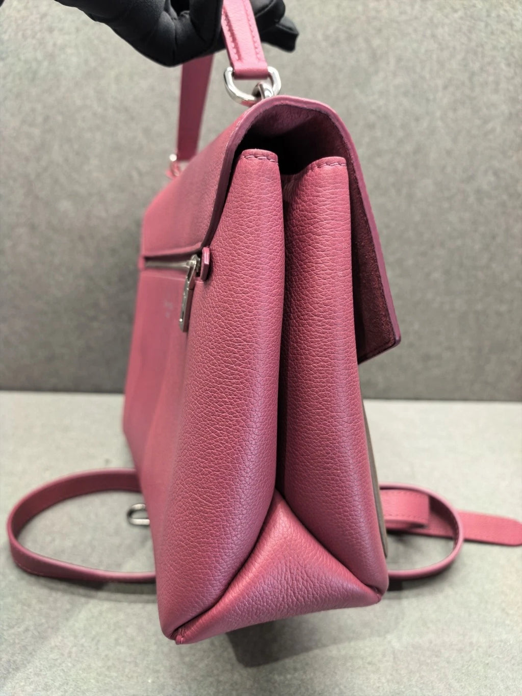 Louis Vuitton Mylockme Medium Leather Shoulder Crossbody Handbag Women