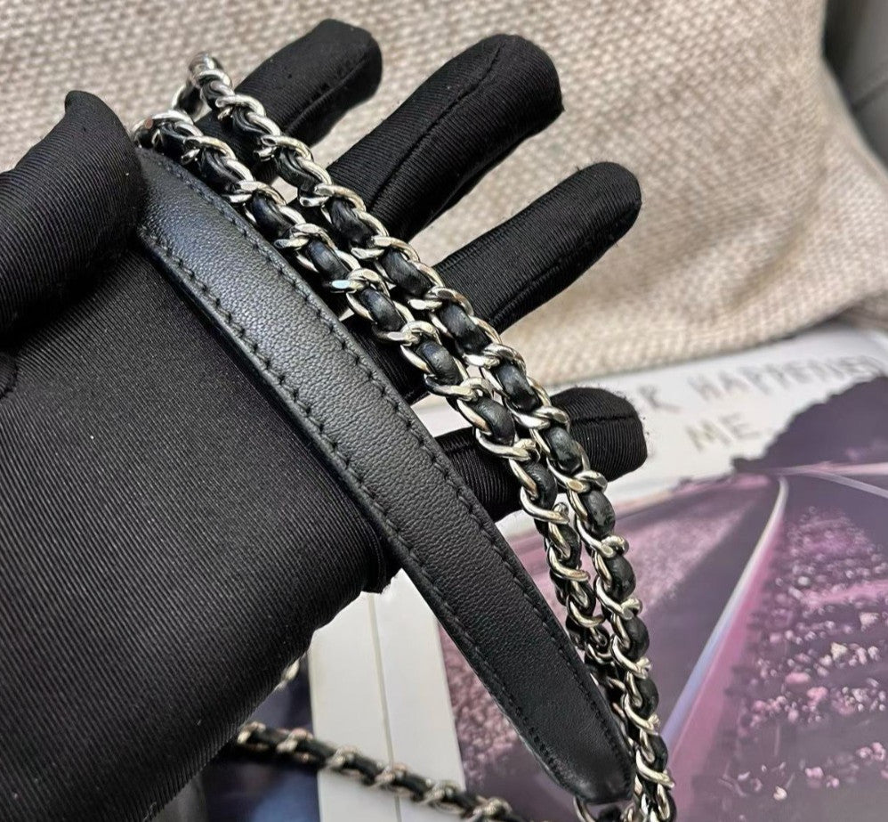 Chanel Classic Flap Lambskin Chain Shoulder Bag Black Silver Used Women Fashion
