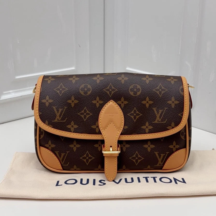 New Louis Vuitton Diane Monogram Canvas Shoulder Bag Crossbody with 2Straps