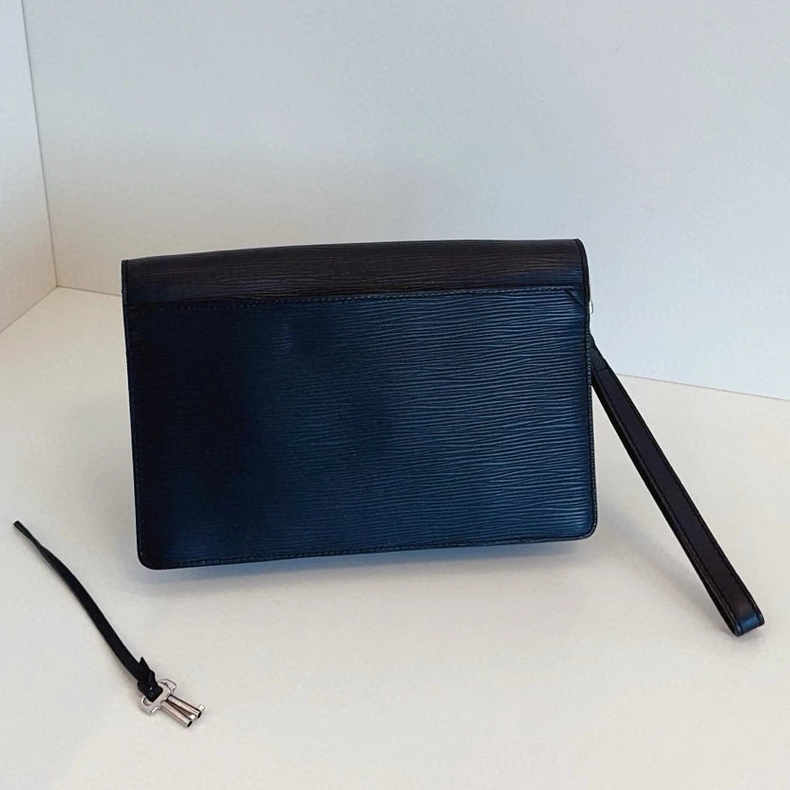 Louis Vuitton Neo Bellaïa Epi Leather Clutch Bag Black Silver Hardware