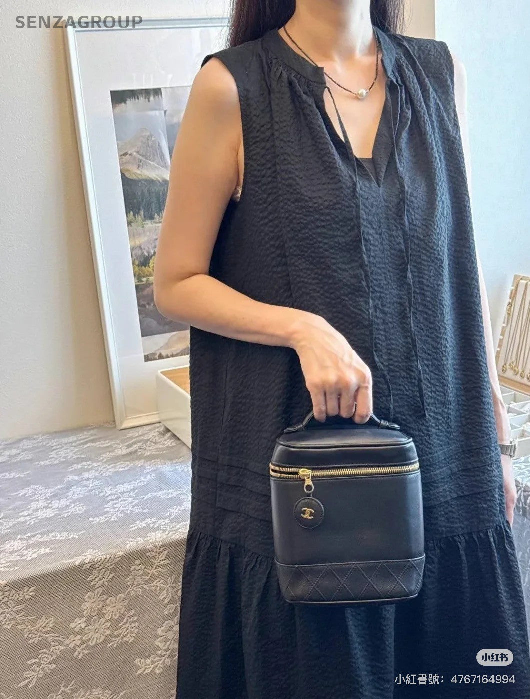 CHANEL Makeup box Top Handle 2way Chain Shoulder Handbag Women Vintage Black