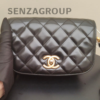 Chanel Black Gold Quilted Calfskin Saddle Bag Shoulder Crossbody Classic