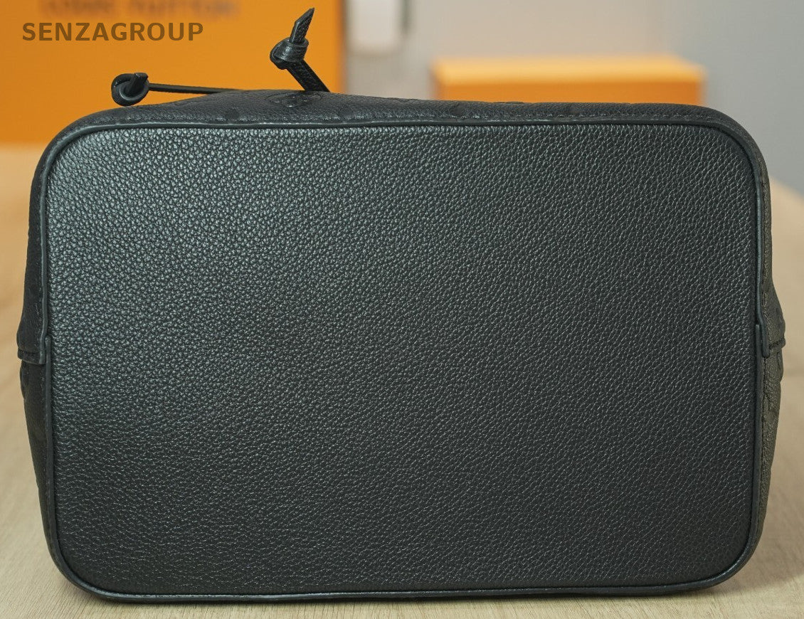 Louis Vuitton Monogram Empreinte NéoNoé MM M45256