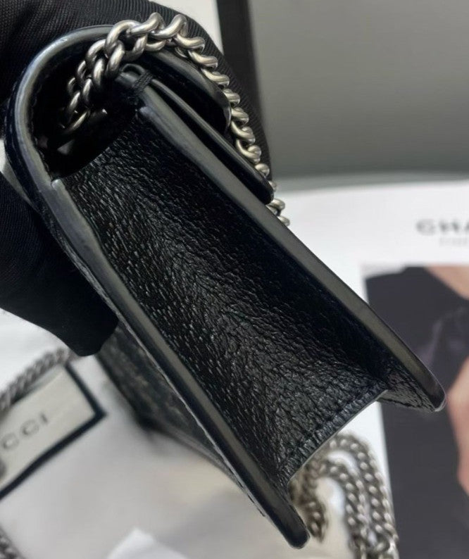 GUCCI Chain Mini Shoulder Bag Crossbody Black Silver Used Women Classic Designer
