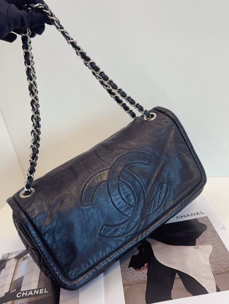 CHANEL CC Logo Hobo Chain Shoulder bag Black Silver Women Classic
