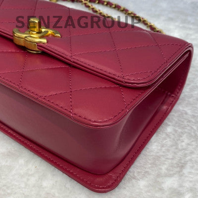 Chanel Quilted Calfskin Chain Shoulder Bag Red Gold Classic Fashion Women