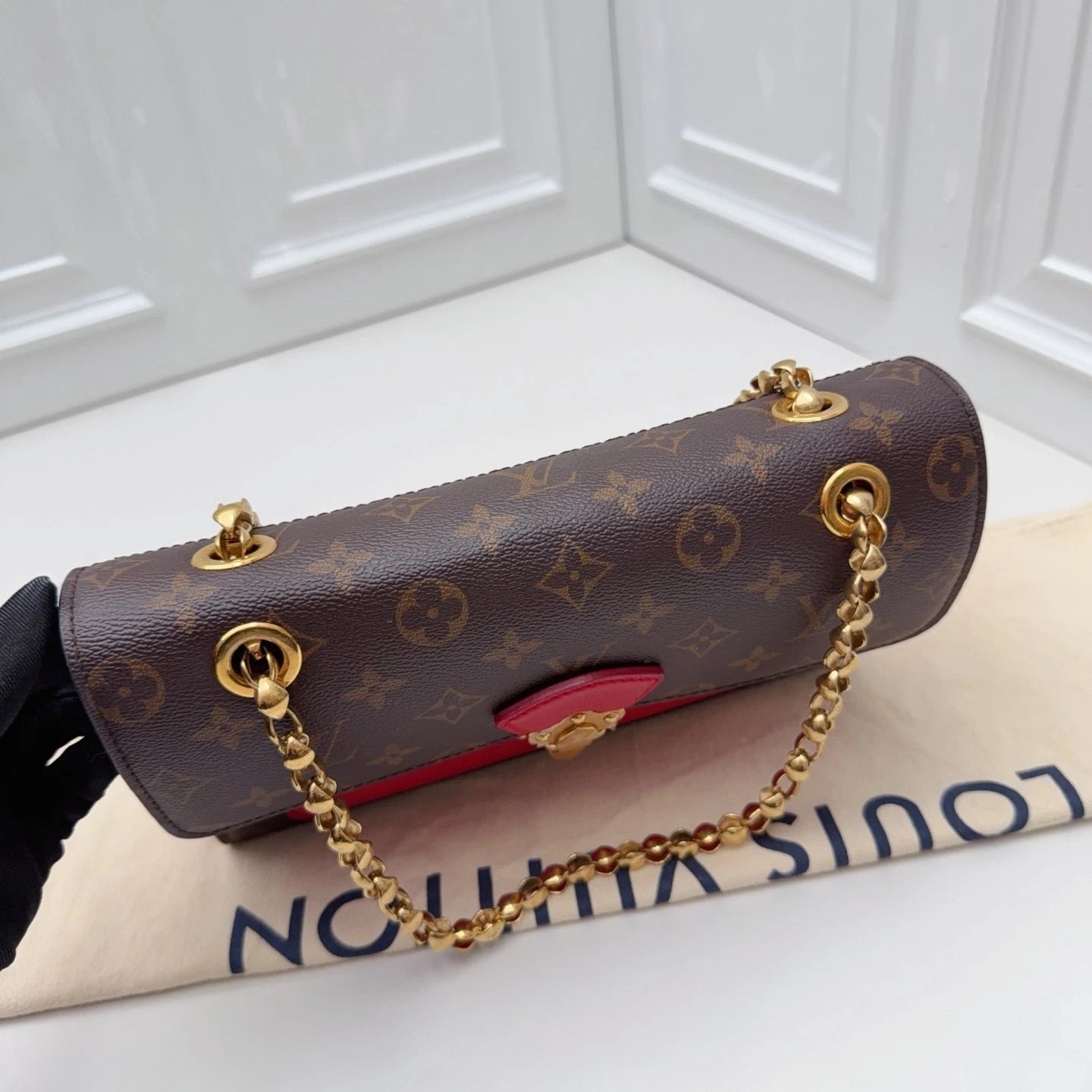Louis Vuitton Victoire Gold Chain Shoulder Bag Crossbody Bag Women new