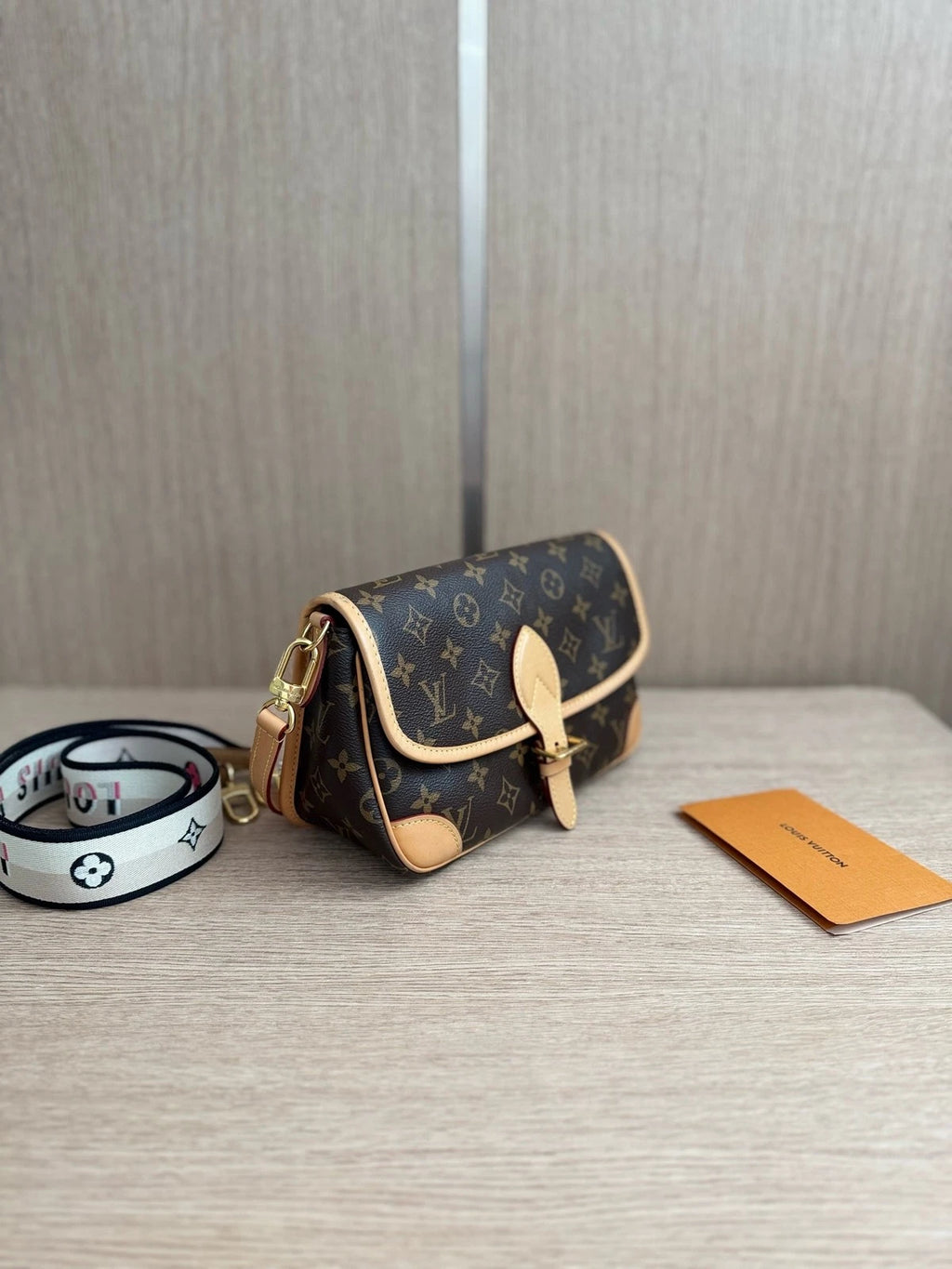 Pre-owned Louis Vuitton Monogram Canvas Shoulder Bag For Women