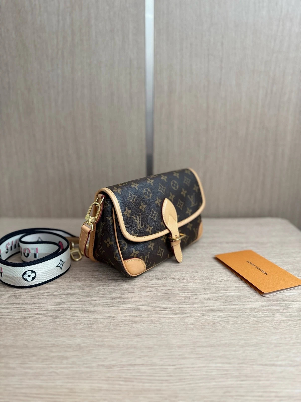 Pre-owned Louis Vuitton Monogram Canvas Shoulder Bag For Women