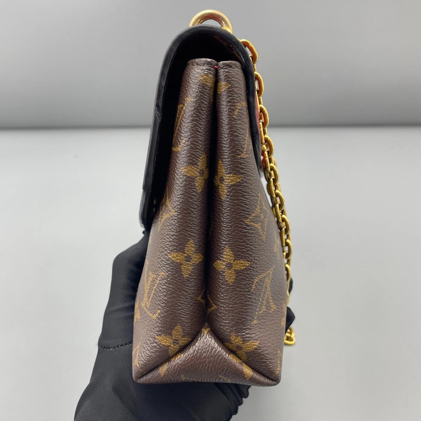 Louis Vuitton Saint Monogram Chain Shoulder Bag Brown Gold Hardware Women