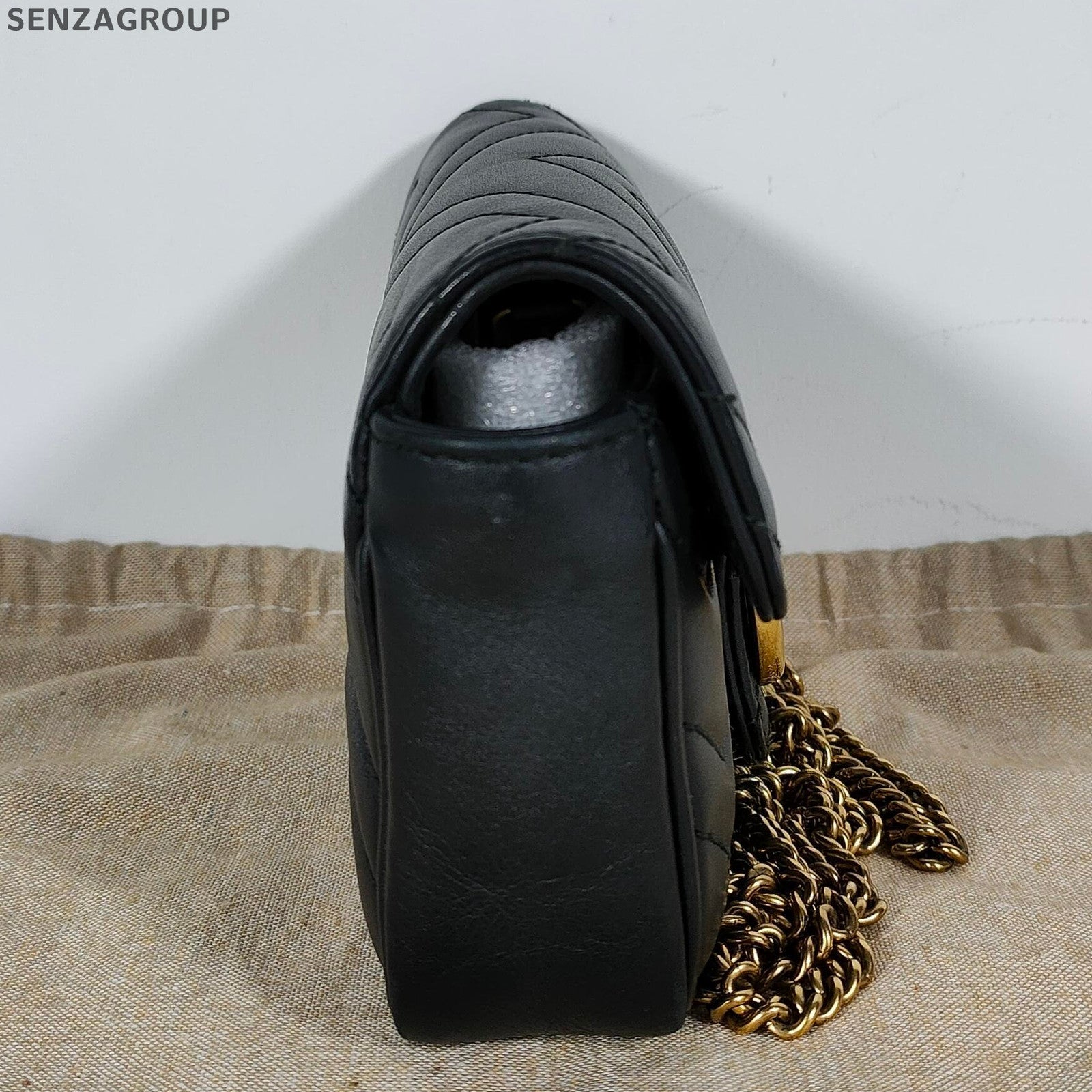Gucci Marmont Mini Black Gold Chain Shoulder Crossbody Bag Women Classic