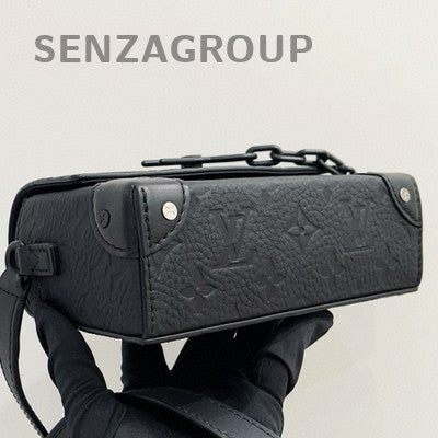 Louis Vuitton Steamer Black Monogram Messenger Bag - Unisex Classic