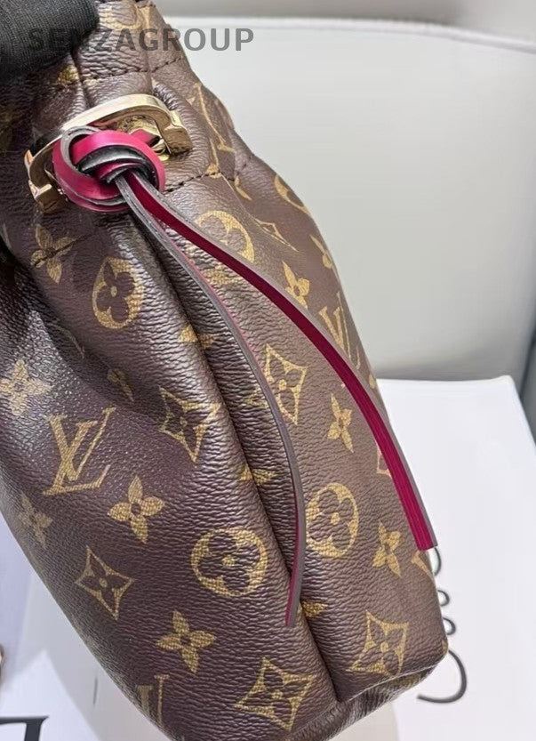Louis Vuitton Monogram Handbag Clutch Bag Women Brown
